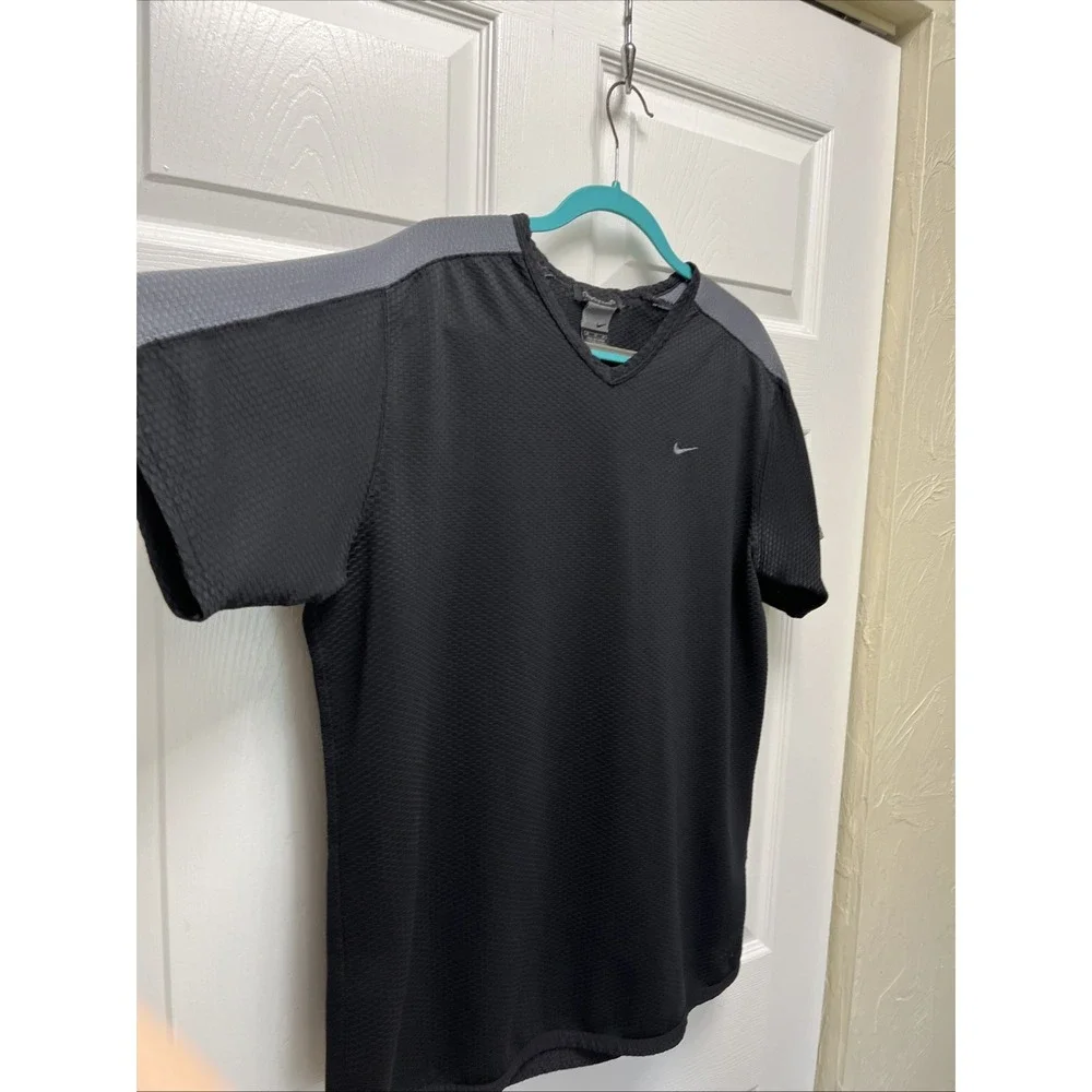 VINTAGE Nike Sphere Shirt Mens Extra Large Black Gray  Dry V Neck Athletic